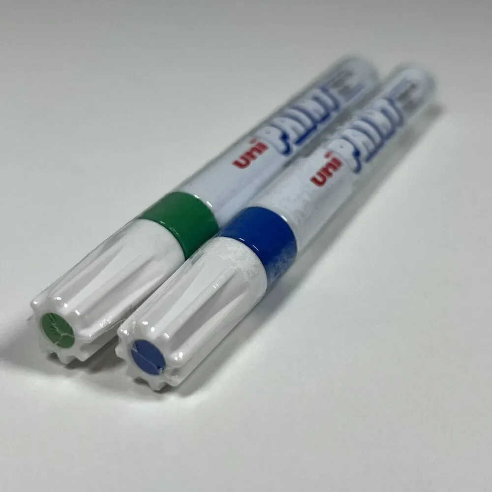Uni PX-20 Permanent Oil-Based Medium Pens 1 Green 1 Blue Paint Markers Uni-Ball